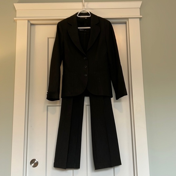 Tristen three piece pant suit - Picture 1 of 6